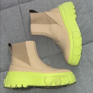 Sorel Beige and Neon Green Winter Boots